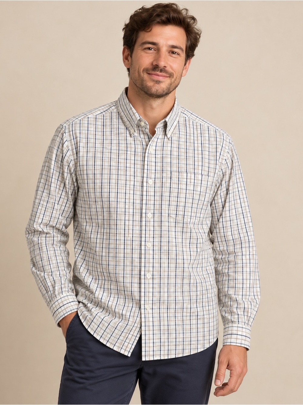 Eddie Bauer Men's Button-Down Plaid Shirt in Cream and Blue M
